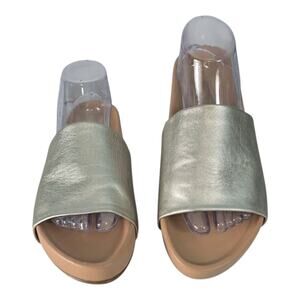 Beek Pelican in Metallic Gold Upper Tan Footbed Leather Slide Sandals Size 11